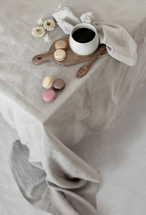 CARLA pellavapöytäliina 160 x 160 cm